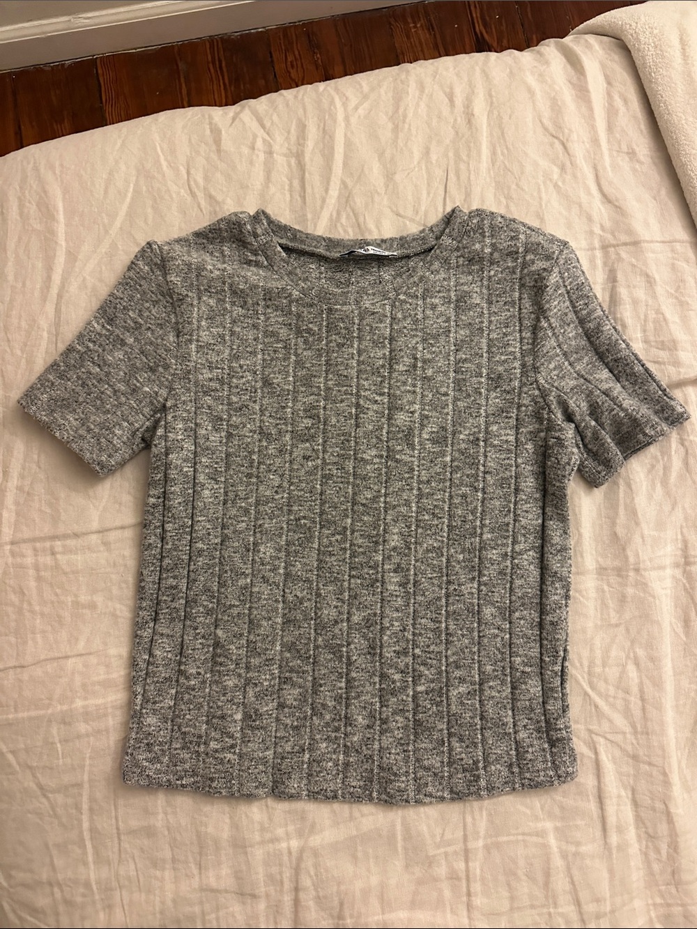 Zara Heather Gray Ribbed Short Sleeve Top